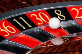 Close-up of tabel ekor odds display showing home win, away win, and draw options